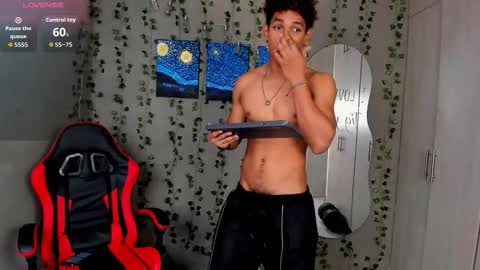 liamvibes212 online show from March 12, 1:41 pm