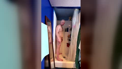 IM A BAD DAWGY WOOF WOOF online show from March 4, 1:07 pm