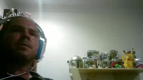 lickitwell29 online show from April 11, 7:45 am