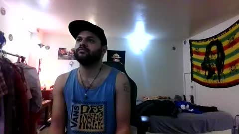 lightskinned666 online show from December 22, 7:00 pm