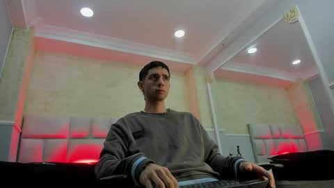 L I I A M online show from February 17, 4:31 am