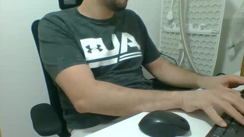 lil_sso online show from November 30, 11:12 am