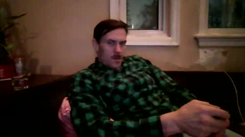 lildeer1980 online show from December 19, 7:16 am