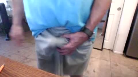 lilpackage69 online show from April 7, 9:04 pm