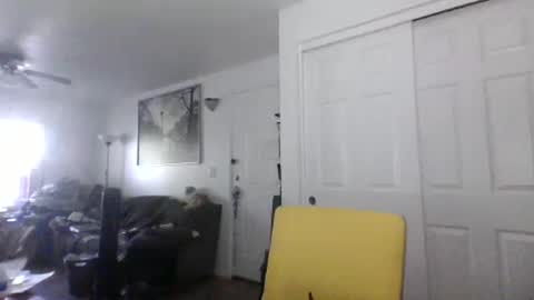 lilpackage69 online show from September 8, 10:42 pm