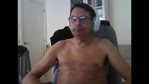 liongr69 online show from October 21, 12:30 pm