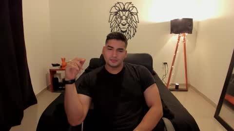 Lion online show from January 14, 1:10 am