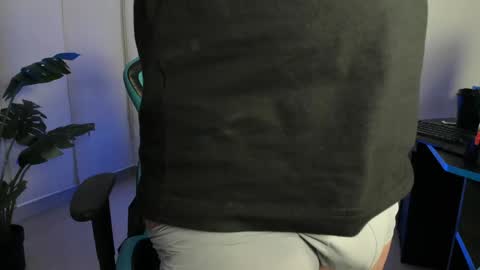 SAM HOFFMAN online show from March 24, 6:29 am