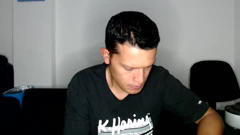 Manu online show from February 24, 3:33 am