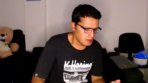 Manu online show from September 11, 4:00 am