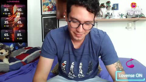 Lobo online show from September 27, 3:54 pm