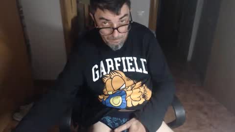 lobosolitario73 online show from November 5, 2:02 am