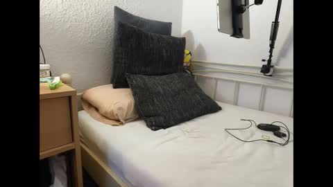 loenne3 online show from November 21, 11:04 pm