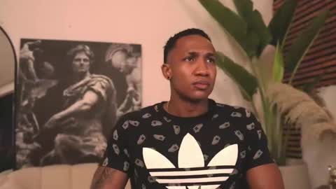 logan_varela online show from February 18, 12:48 am