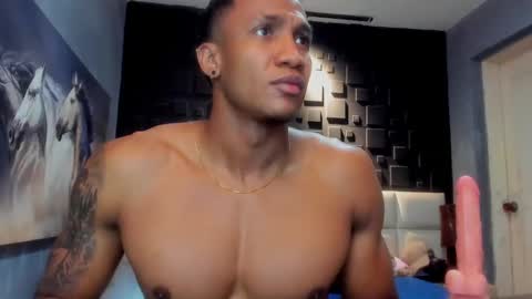 logan_varela online show from December 14, 2:12 am