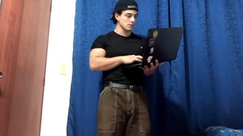 Logan online show from December 15, 2:08 am