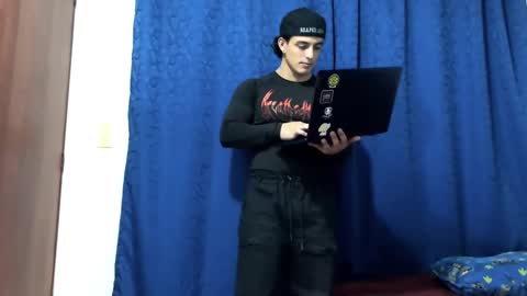 Logan online show from December 17, 1:50 am