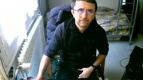Snapshot of lokoum39 chatting on January 20, 12:07 pm lokoum39 online show from January 20, 12:07 pm