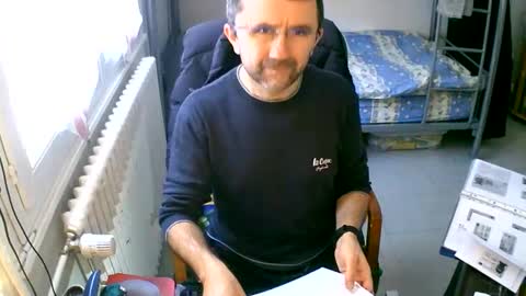 Snapshot of lokoum39 chatting on December 30, 11:48 am lokoum39 online show from December 30, 11:48 am