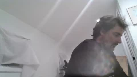 THE SEXIEST MAN ALIVE online show from November 30, 4:14 am