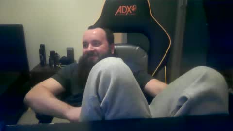 london_man1988 online show from February 9, 6:37 pm