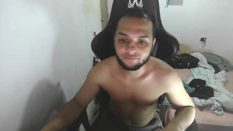 Marvin Santiago online show from April 7, 5:07 am