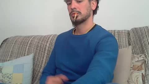 Alejandro Rulitos Twitter longnight55 Intagram 5longnight5 online show from April 5, 8:44 am