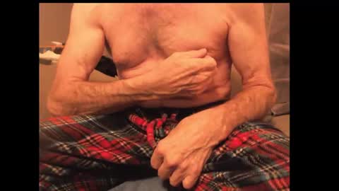 looking469 online show from January 8, 4:34 am