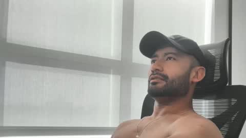 Cale online show from March 26, 3:38 pm