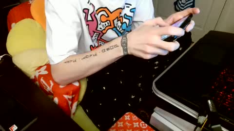 LORDXW online show from December 18, 1:59 am