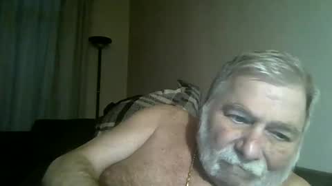 louis_chokdee online show from January 26, 4:41 pm