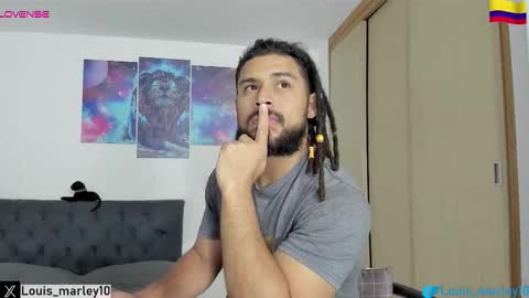 louis_marley_ online show from January 17, 1:41 am