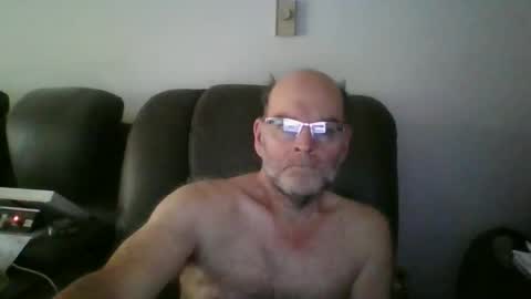 louism13 online show from December 9, 1:04 pm