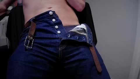 lovebeingnayked online show from January 8, 3:17 pm