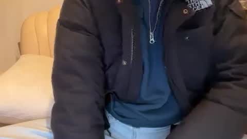 lovecoquin online show from March 27, 4:49 am