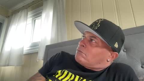 loved19 online show from April 1, 9:34 pm