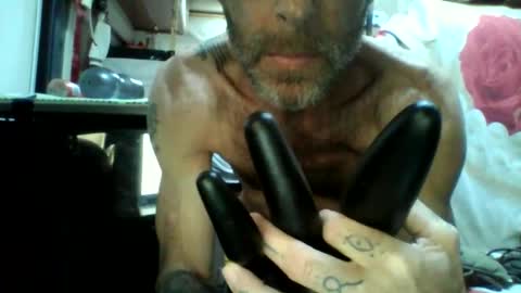 lovefeetcams27 online show from January 1, 8:24 am