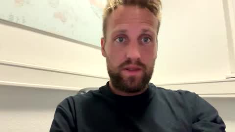 lovefuesse online show from September 18, 11:12 am