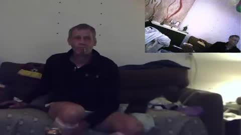 mooie man online show from December 16, 3:24 am