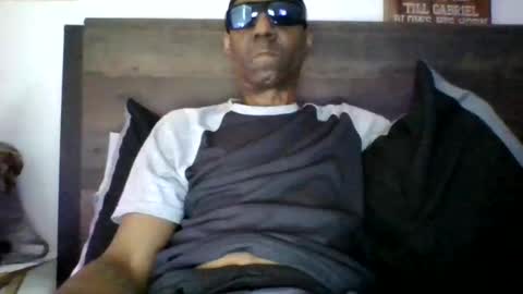 lovenylontoesonu online show from May 24, 4:02 pm