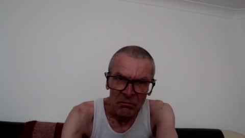 lovepvcearly50s online show from July 18, 1:38 pm