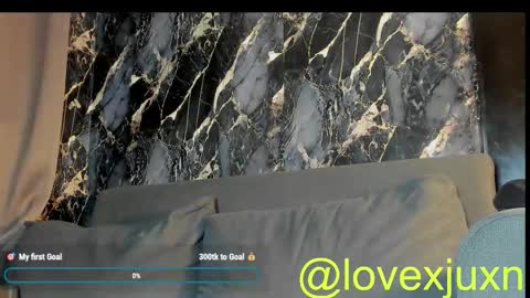 lovexjuxn77 online show from March 11, 9:00 pm