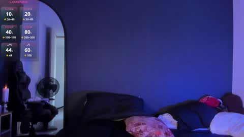   online show from March 15, 1:18 pm