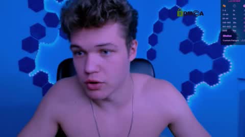 lucas_long_ online show from November 25, 10:50 am