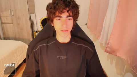 lucas_xo online show from September 28, 1:14 am