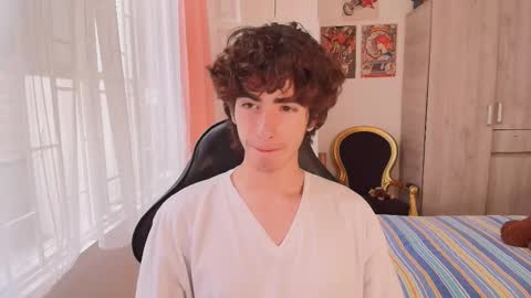 lucas_xo online show from October 17, 9:19 pm