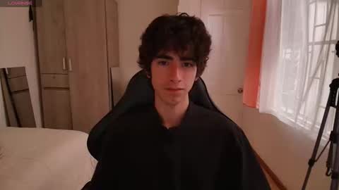 lucas_xo online show from September 18, 9:50 pm