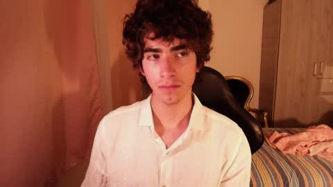 lucas_xo online show from October 6, 12:59 am