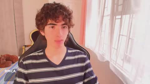 lucas_xo online show from October 3, 8:58 pm