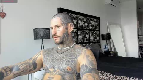 lucasexclusive online show from January 3, 3:16 am